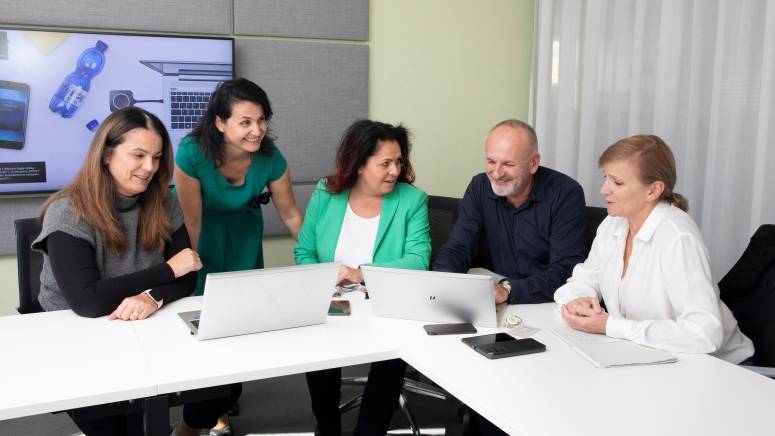 Firemní důvěrníci 1